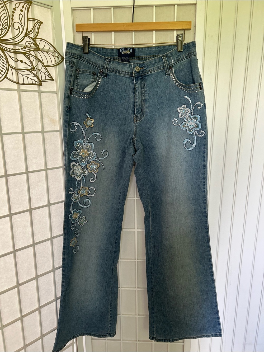 NWT Angels Jeans Size 16W Embroidered Floral Rhinestone Wide Leg Y2K